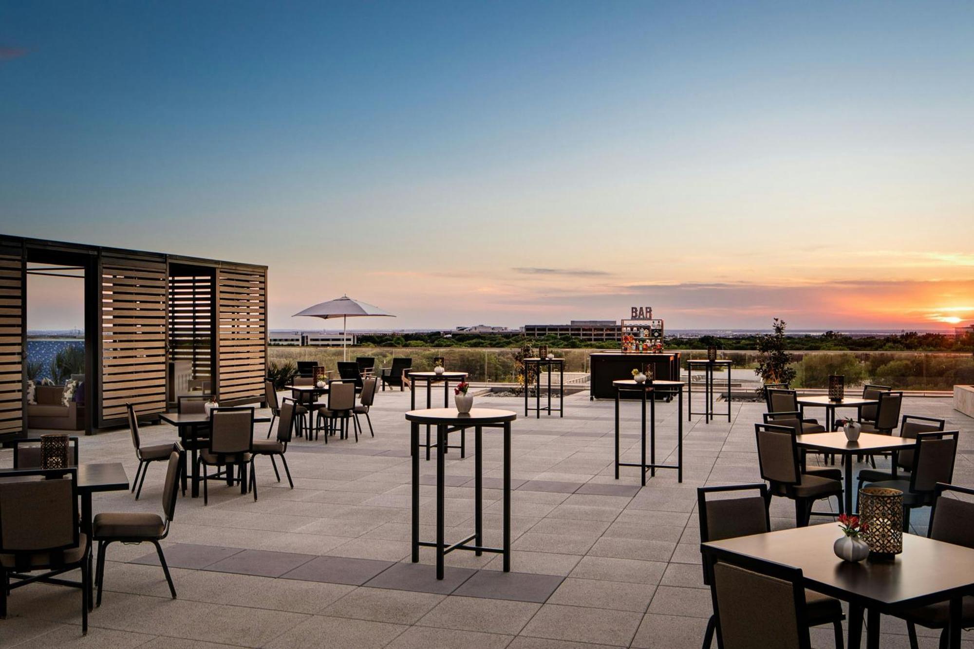 Renaissance Dallas At Plano Legacy West Hotel Exterior foto